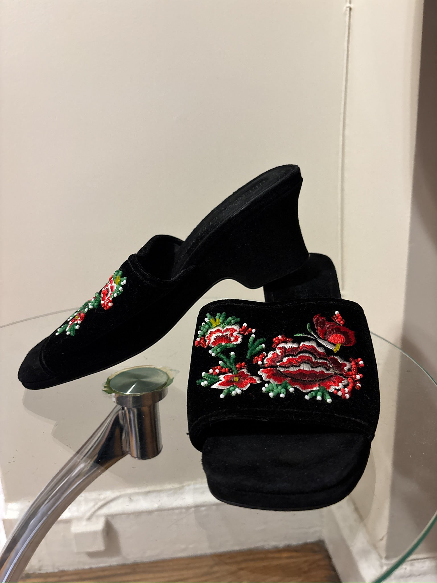 velvet embroidered heels